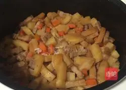 Potato braised rice recipe 10