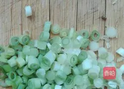 Pork and locust flower dumplings Illustration of how to do it 4