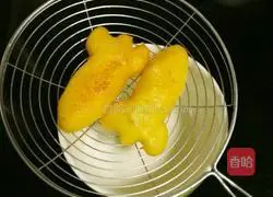 Illustration of how to make rocket sweet potato cake 10