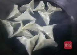 Illustration of how to make fancy dumplings 13