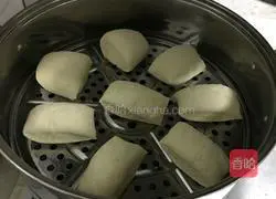 Illustration of how to make big steamed buns 8