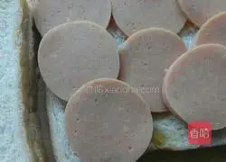 Homestyle Illustration of how to make a sandwich 2