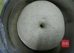 Illustration of how to make red date, oatmeal and milk steamed buns 3