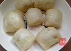 Illustration of how to make small white steamed buns 11