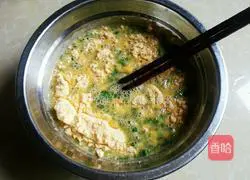 Illustration of how to make scallion cornmeal omelet 5