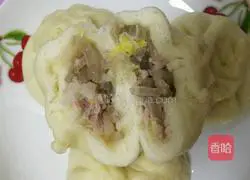 Illustration of how to make cabbage, vermicelli and pork buns 14
