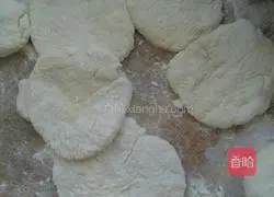 Illustration of how to make chestnut cake 8