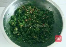 Alfalfa Pork Dumpling Filling Recipe Illustration 7