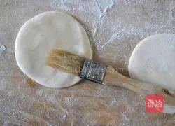 Illustration of how to make pretzel cake 7