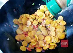 Golden Cumin Bean Cake Recipe Illustration 7