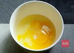 Illustration of how to make perilla and shrimp egg pancake 2