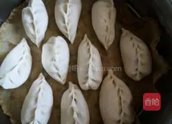 Illustration of how to make vegetarian steamed buns 6