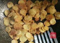 Illustration of how to make salt and pepper mung bean cake 8