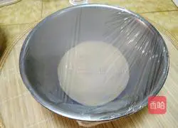 Illustration of how to make brown sugar steamed buns 3