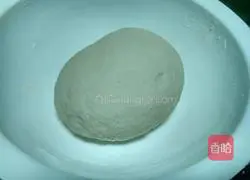 Illustration of how to make green onion layer cake 2