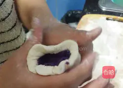 Illustration of how to make purple sweet potato buns 3