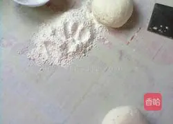 Illustration of how to make shepherd's purse dumplings 3