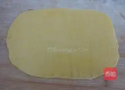 Illustration of how to make pumpkin pattern steamed buns 13