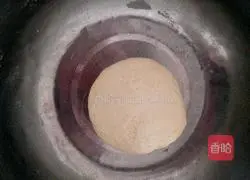 Illustration of how to make scallion pancakes 2