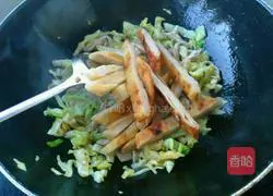 Cabbage Illustration of how to make fried pancakes 9