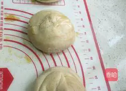 Illustration of how to make scallion pancakes 7