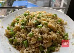 Illustration of how to make fried rice with beans and eggs 21