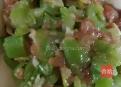 Illustration of how to make kidney bean and pork buns 4