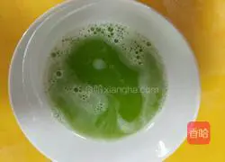 Illustration of how to make celery noodles 3