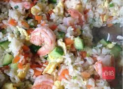 Illustration of how to make shrimp fried rice 10