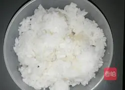 Illustration of how to make egg fried rice 4