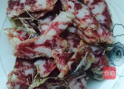 Fried rice with sausage and peas Illustration of how to do it 1