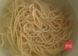 Illustration of how to make sesame sauce noodles 5