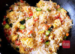 Illustration of how to make shrimp and egg fried rice 6