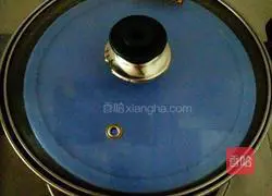 Illustration of how to make water chestnut, carrot, cabbage and meat cake soup 6