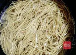 Illustration of how to make meat sauce noodles 9