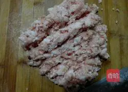 Illustration of how to make white radish meat buns 2