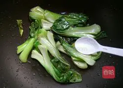 Illustration of home-style ham fried noodles 6