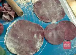 Purple Sweet Potato and Rose Steamed Buns Recipe Illustration 7