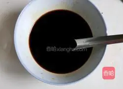 Illustration of how to make mushroom fried rice 1