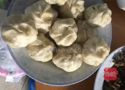 Illustration of how to make meat buns 8