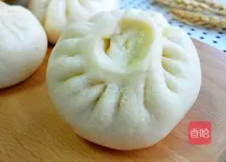 Illustration of how to make egg, fennel and steamed buns 19