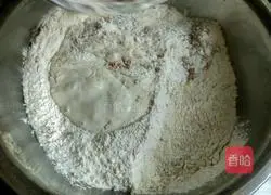 Illustration of how to make sorghum steamed buns 3