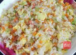 Egg Fried Rice Recipe Illustration 7