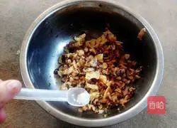 Illustration of how to make mushroom dumplings 6