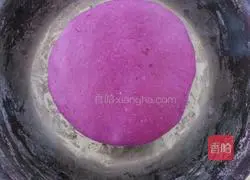 Purple sweet potato and rose buns Illustration of how to do it 1