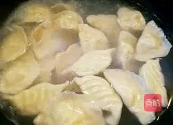 Illustration of how to make cucumber and egg vegetarian dumplings 23
