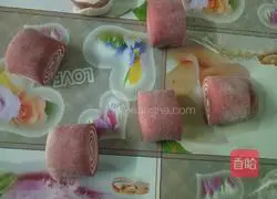 Illustration of how to make two-color steamed buns 11