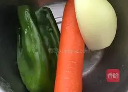 Illustration of how to make big meat fried noodles 4