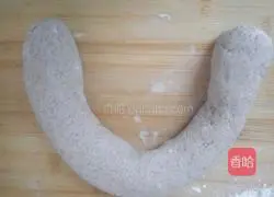 Illustration of how to make sorghum and oat blossom steamed buns 6