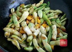 Illustration of how to make braised beans and rice 6